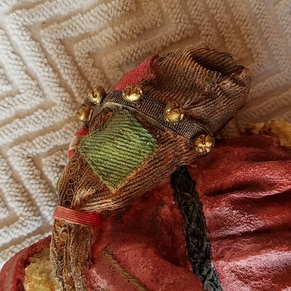 Santa with Train - Picture 7 of 11